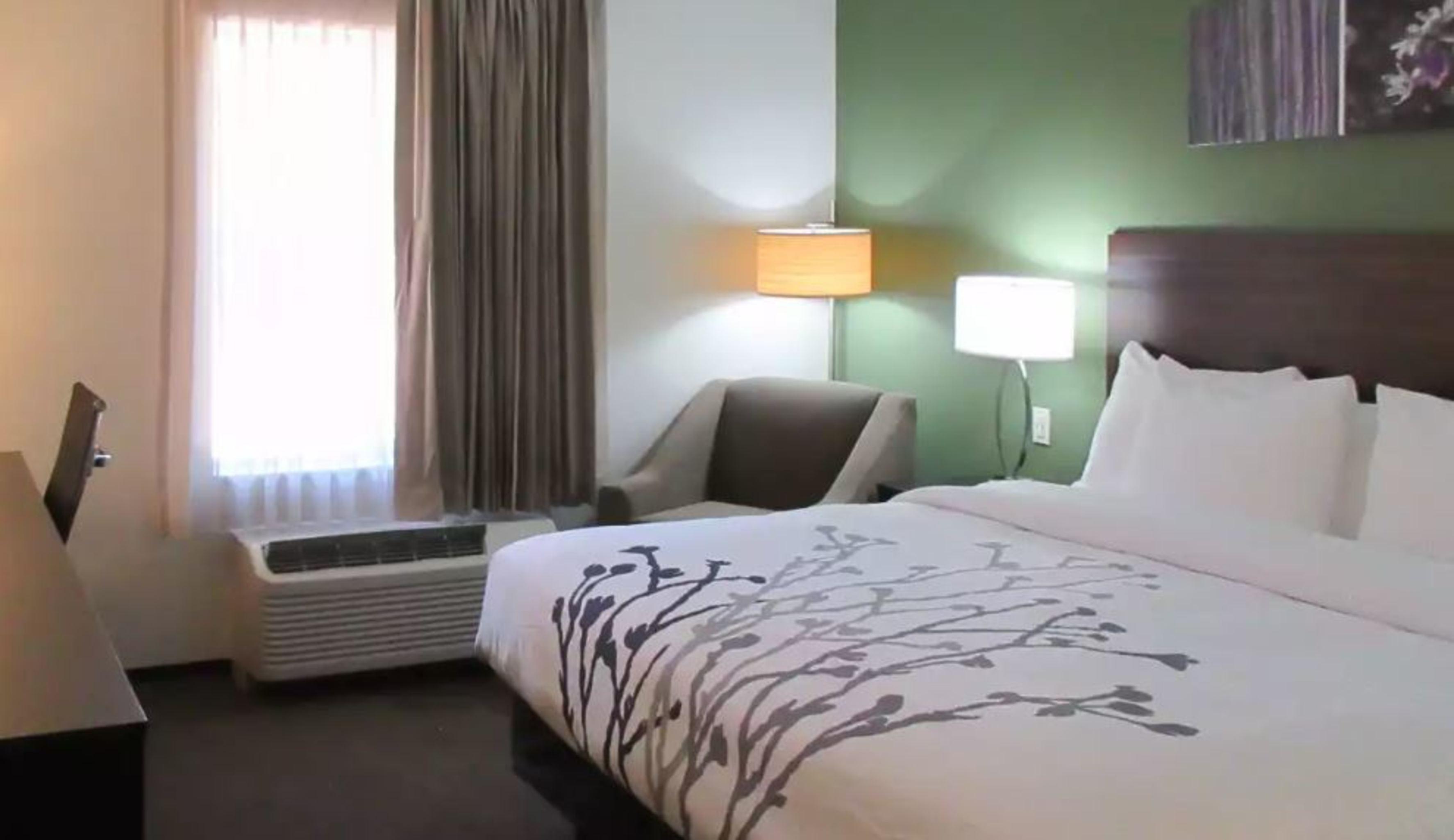 Klamoya Sleep Inn&Suites Chiloquin Bagian luar foto