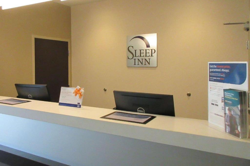 Klamoya Sleep Inn&Suites Chiloquin Bagian luar foto