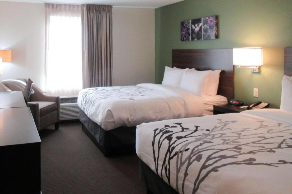 Klamoya Sleep Inn&Suites Chiloquin Bagian luar foto