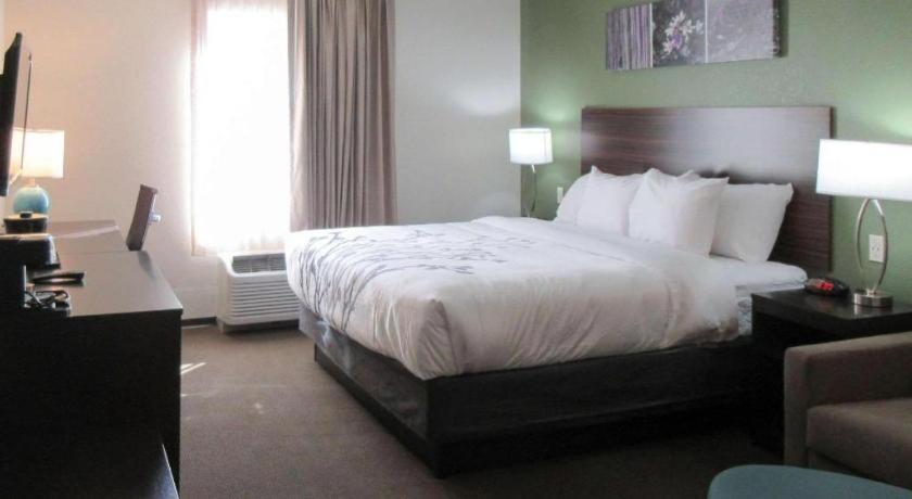 Klamoya Sleep Inn&Suites Chiloquin Bagian luar foto